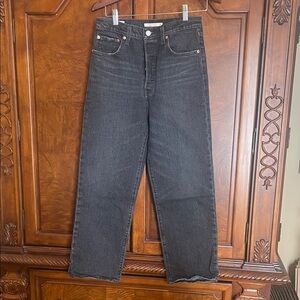 Levi's Ribcage Straight Jeans Size 28